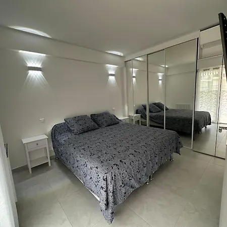 Apartment Impeccable 3 Pieces 80m2 Double Balcons,proche Juan Les Pins Proche Cannes *